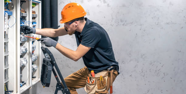 Best Emergency Electrical Repair  in Appleton, WI